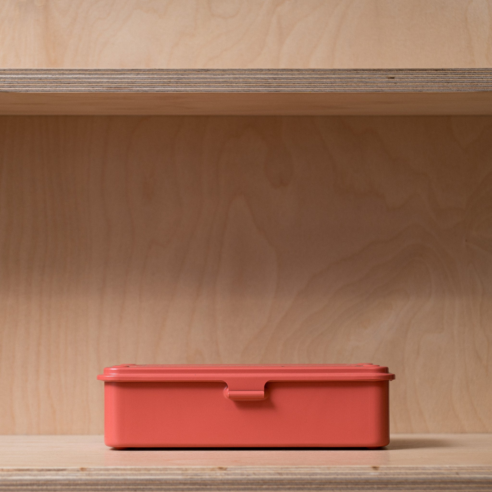 Toyo Trunk Shape Toolbox T-190 - Coral